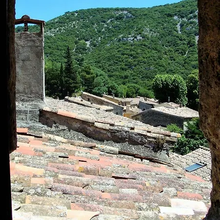 Guest house Les De St Guilhem